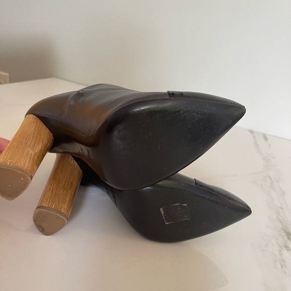 AUTHENTIC YSL OXFORD HEELS - Picture 8 of 11